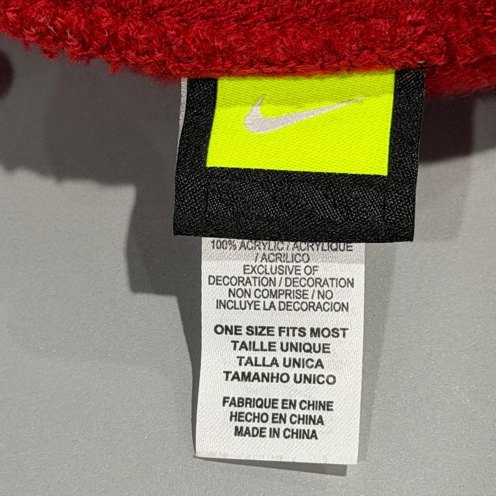 Nike Alabama Crimson Tide Beanie Hat Red White Pom Cuffed Knit 34918XAL1 FA17 - Picture 6 of 9